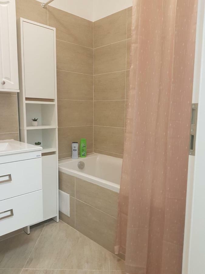 Apartament Monadin 3 Brašov Exteriér fotografie