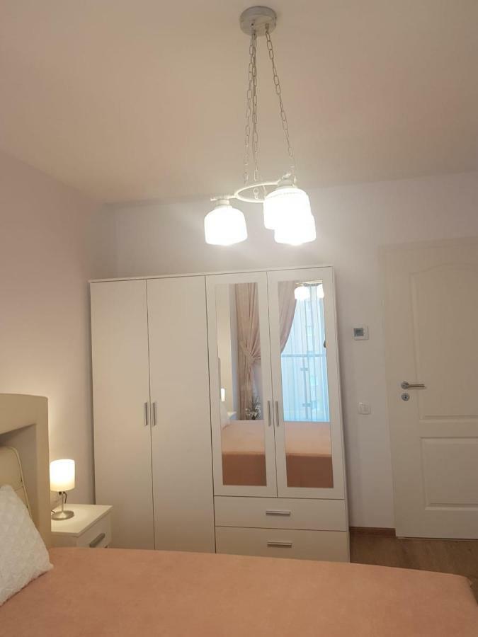 Apartament Monadin 3 Brašov Exteriér fotografie