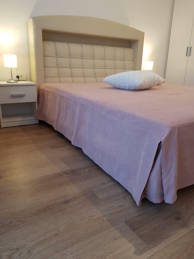 Apartament Monadin 3 Brašov Exteriér fotografie